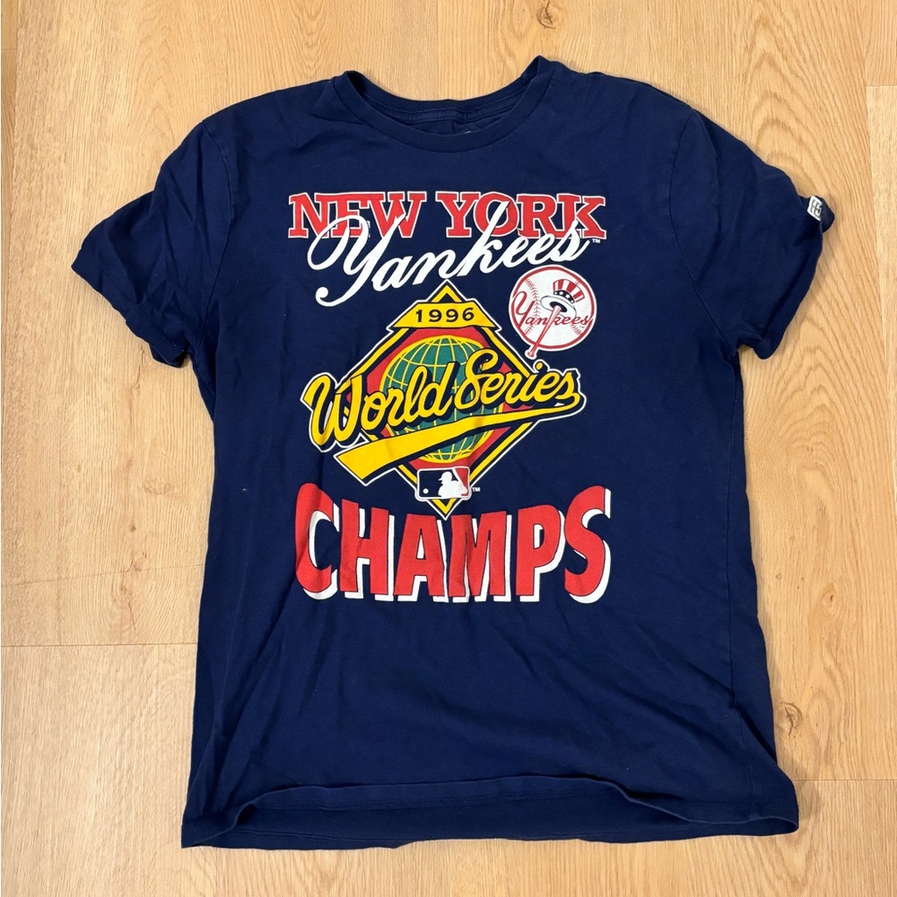 New York Yankees Navy Short Sleeve 'World Series Champs' Graphic Tee
